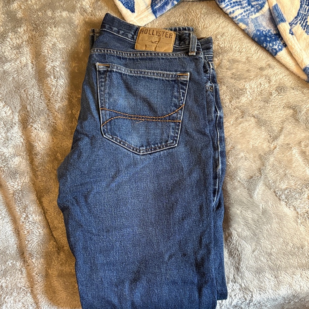 Hollister Men's Classic Denim Jeans